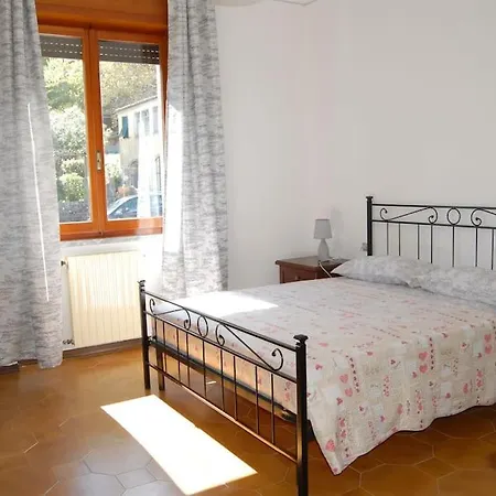 Aleksander' S House Apartment