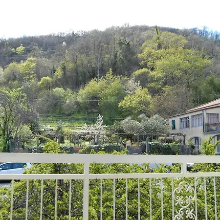 Aleksander' S House Pontremoli